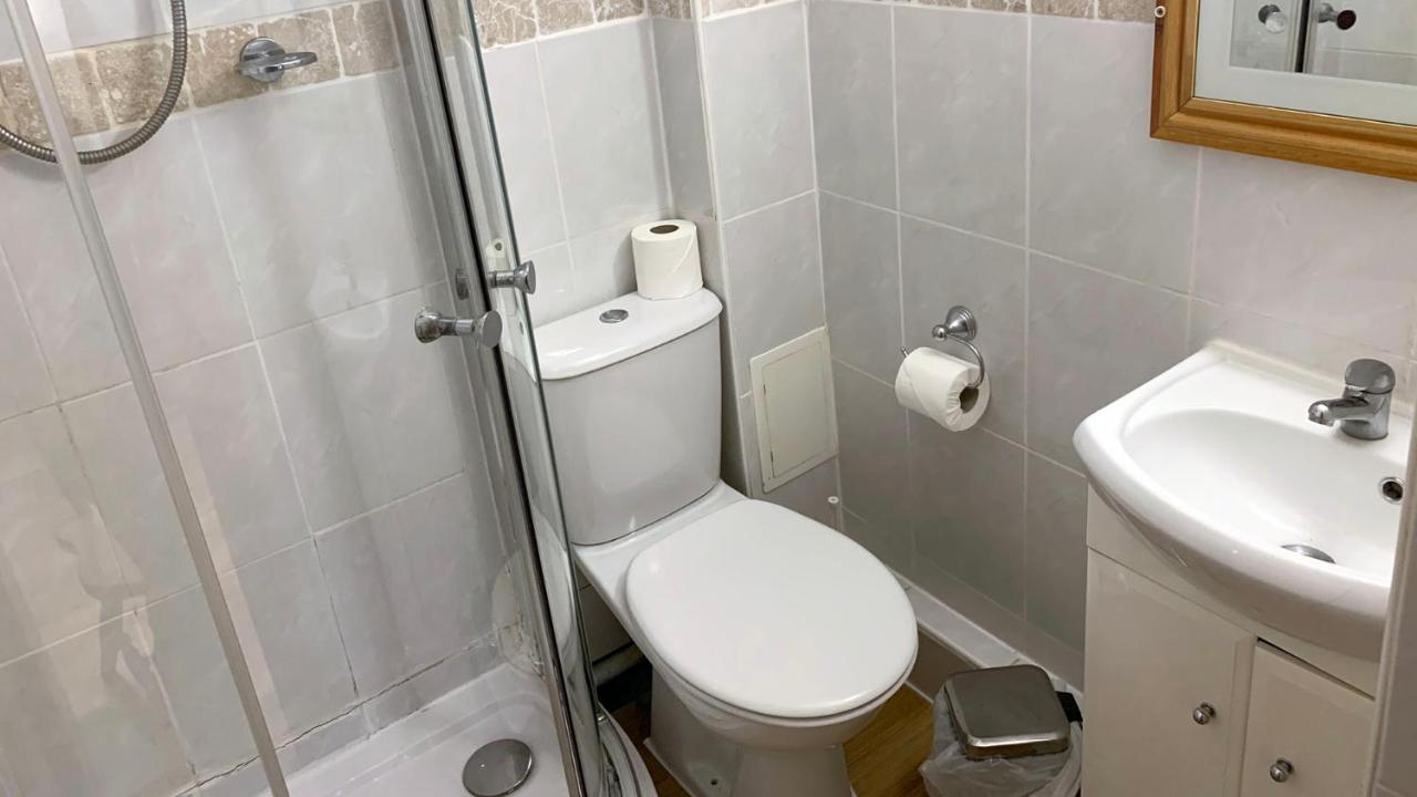 Penthouse 3 - Spacious Harbourside Apartment With Stunning Sea Views Penzance Eksteriør billede